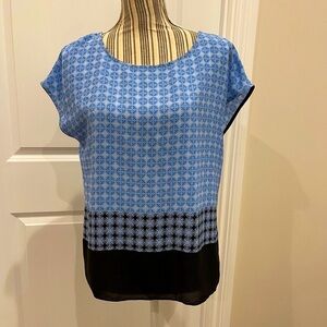 Black and Blue Patterned Blouse Vince Camuto Size Small Shirt Top